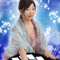 泉里(ミサト)先生