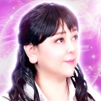 梓乃(しの)先生