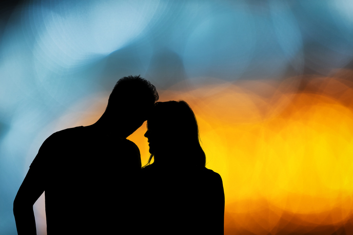 運命の人とは 出会うと不思議な出来事があるって本当 特徴やサイン 見分け方をご紹介 運命の人とは 出会うと不思議な出来事があるって本当 特徴やサイン 見分け方をご紹介