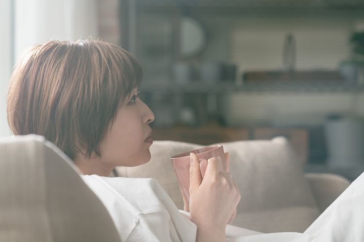 復縁を悩む女性